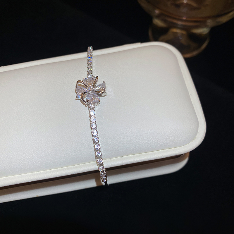 Zircon Simple Full Diamond Flower Exquisite Light Luxury Temperament Bracelet for Women New Retro High-end Feel Jewelry Wholesale