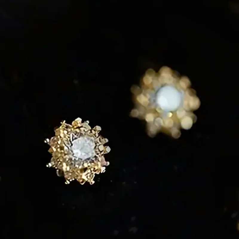 2025 new European and American minimalist snowflake geometric design earrings high-end niche personalized elegant accessories H260202