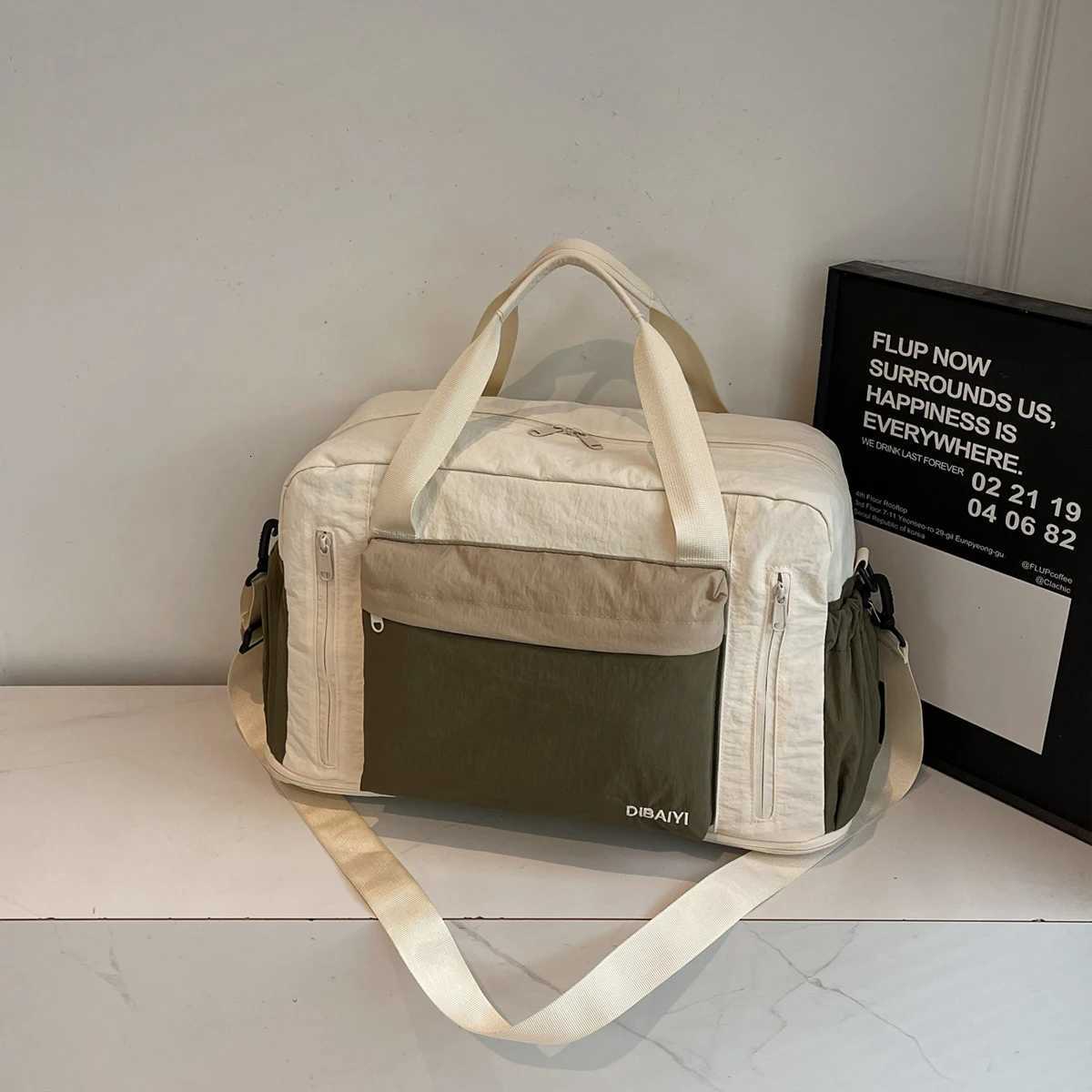 Travel Bag with Large Capacity for Business Trips Short-Distance Travel Portable Mens Lage Bag Wens Mtifunctial Fitness Bag with Shoe Cpartment Fiable