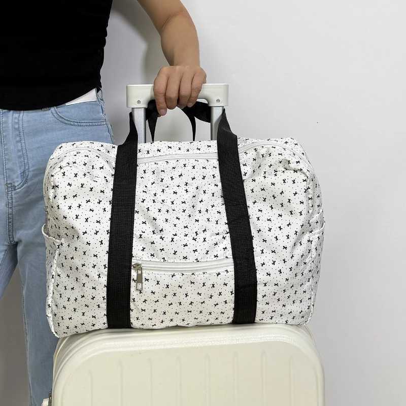 Large Capaci Oder Bag Sports Fitn Travel Tote Bag Bla Polka Dot Crossbody Faiable Trendy Youth Travel Bag Y251209
