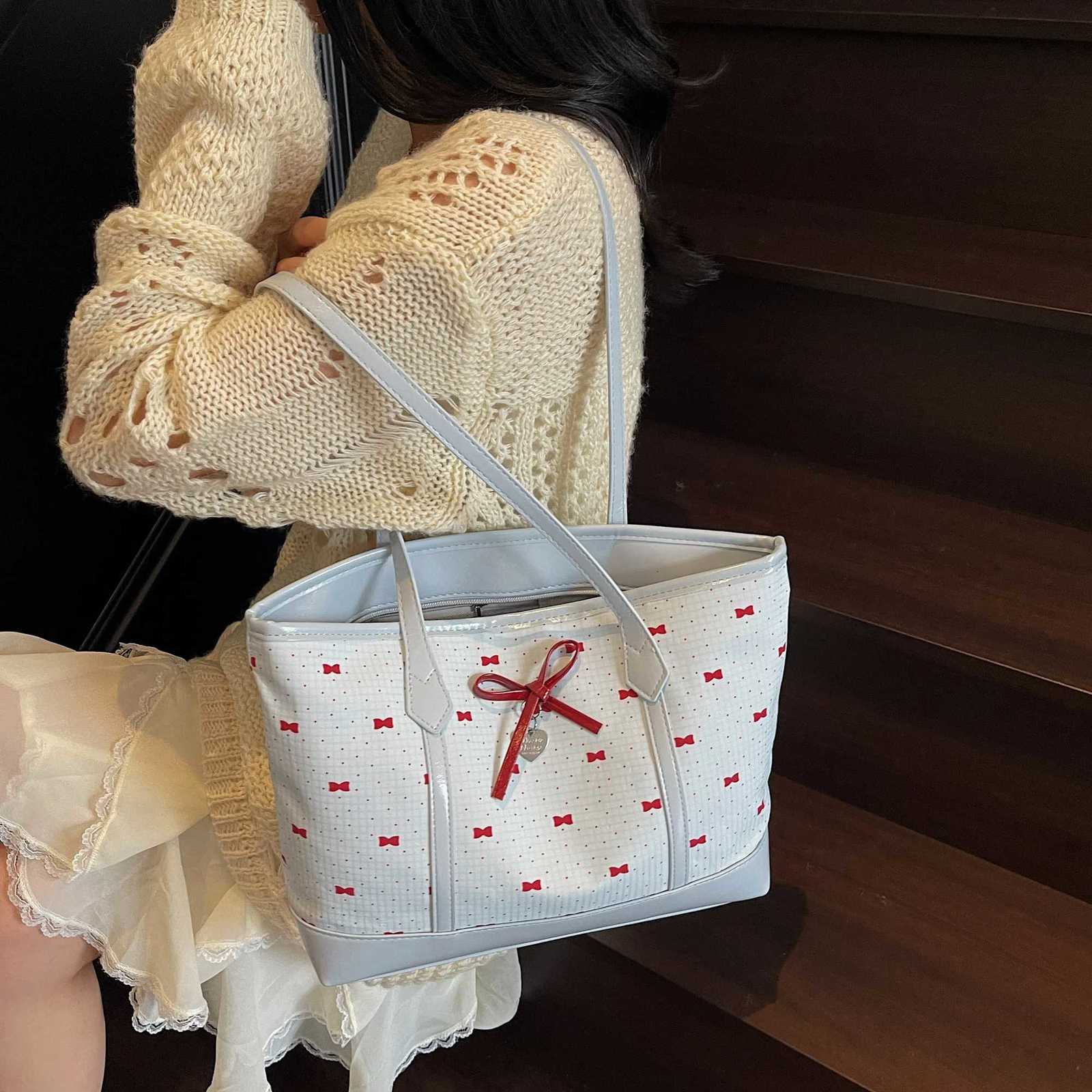 LEFTSIDE Shopper Shopping Shoder Bags for Wen PU Leather Tote Bag 2025 Summer New Designer Bow Purses and Handbags Y251209