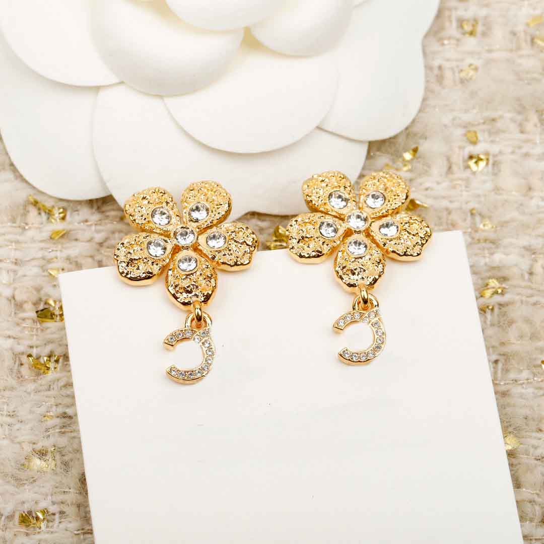2026 Luxury quality charm drop earring flower shape design in 18k gold plated have stamp simple style PS6152B