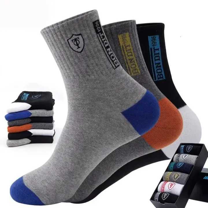 Fashion Men Sport Socks Breathable Sweat Absorbing Odor Resistant Soft Anti-slip Socks High Elastic Middle Tube Towel Sport SockT251209