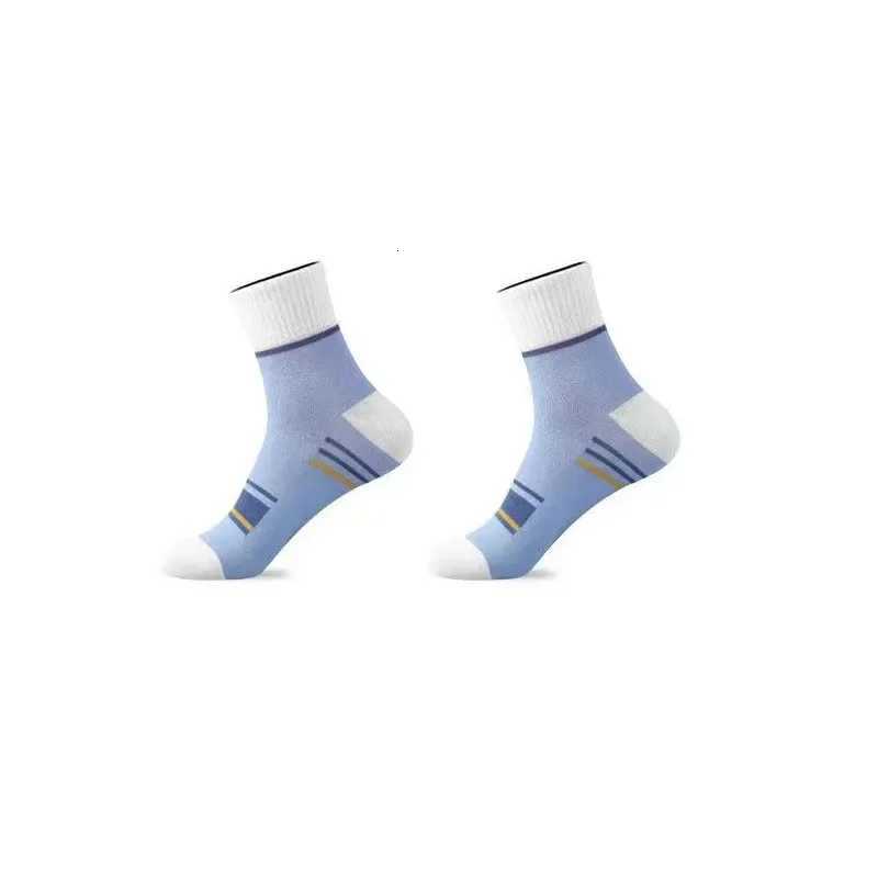 Men Breathable Cotton Socks Spring Striped Casual Hosiery Mens Anti-odor Antibacterial Business SocksT251209