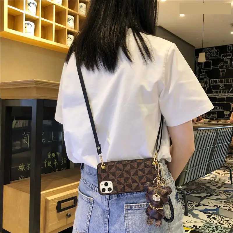 Diamond Bear Lanyard Girl Soft Case For Iphone 14 13 11 12 Pro Max Mini 7 8 Plus Xr X Xs Max Se 2020 Leather Phone Cover Fundas C251209