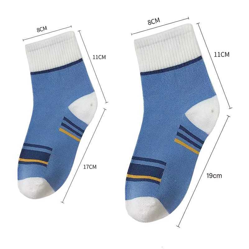 4 Pairs/Lot Cotton Plus Size Mens Striped Funny Casual Socks Mid Length Comfortable Breathable Shorts Colored Fashion SockT251209