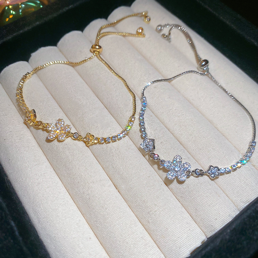 Super Sparkling Zircon Flower Pull French Court Style Versatile Bracelet Exquisite Light Luxury High-end Feel Women's Jewelry - view 8