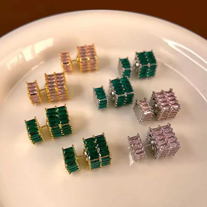 High-quality High-End Zircon Vintage Fashion Jewelry Women Cubic Square Earrings womens Light Luxury Style Earrings Girl Gifts J251208