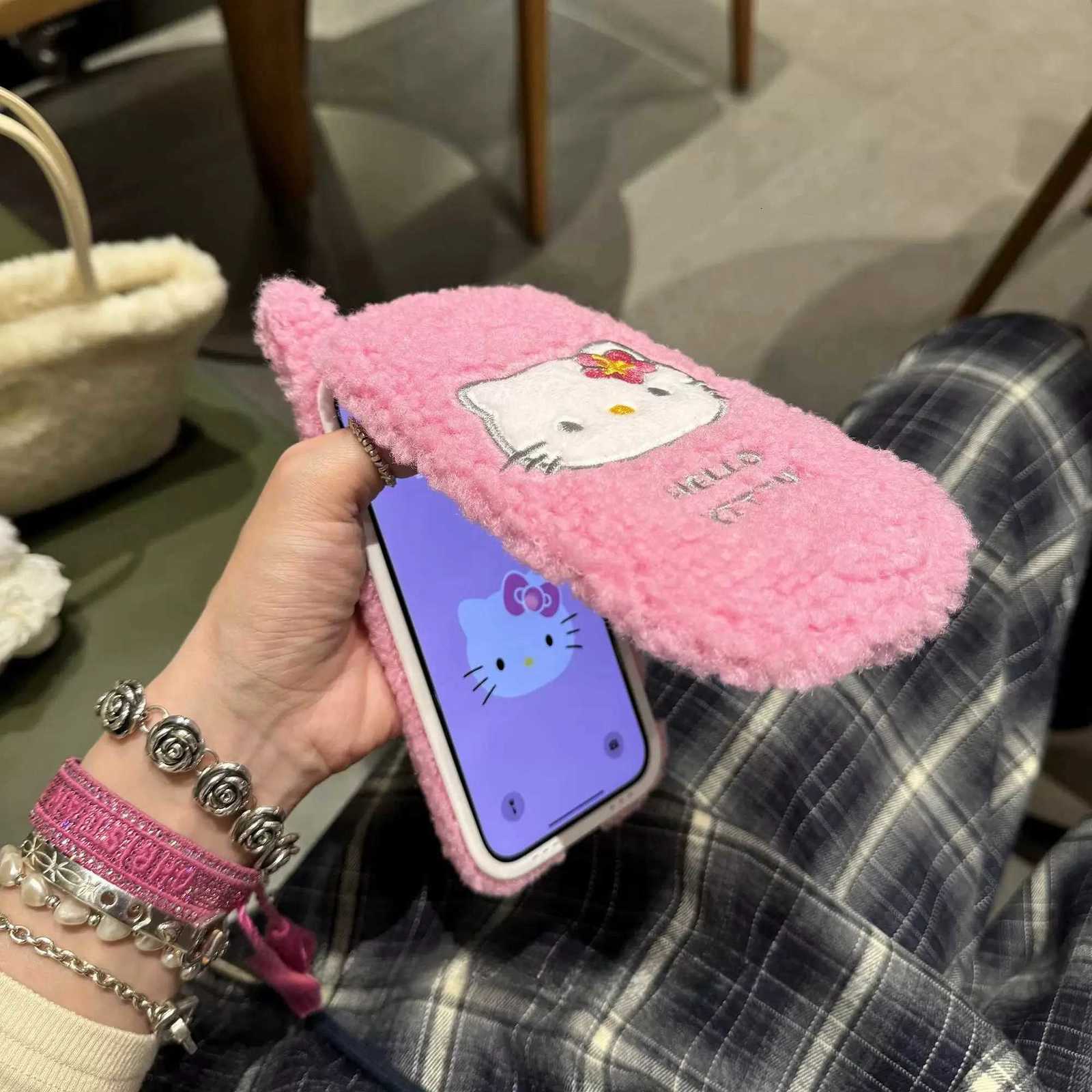 Luxury Plush Phone Mirror What About Cashmere Wool Wth Phone Case For iPhone 13 14 15 16 Pro Max Flip KT furry C251209