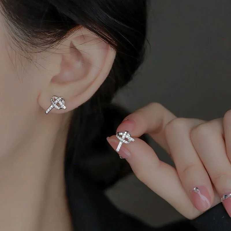 925 Sterling Silver Exquisite And Compact Zircon Bow Simple Heart Set Diamond Geometric Earrings Wedding Jewelry K251209 H260129
