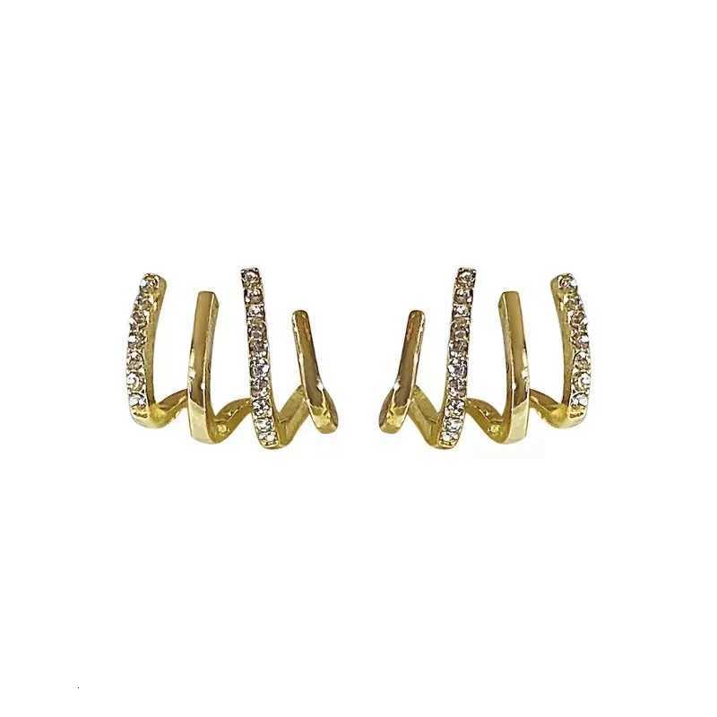 2023 New Bright Crystal Luxury Korean Unusual Claw Stud Earrings Ear Piercing Hook Irregular Pearl Christmas Jewelry Gift K251209 H260129
