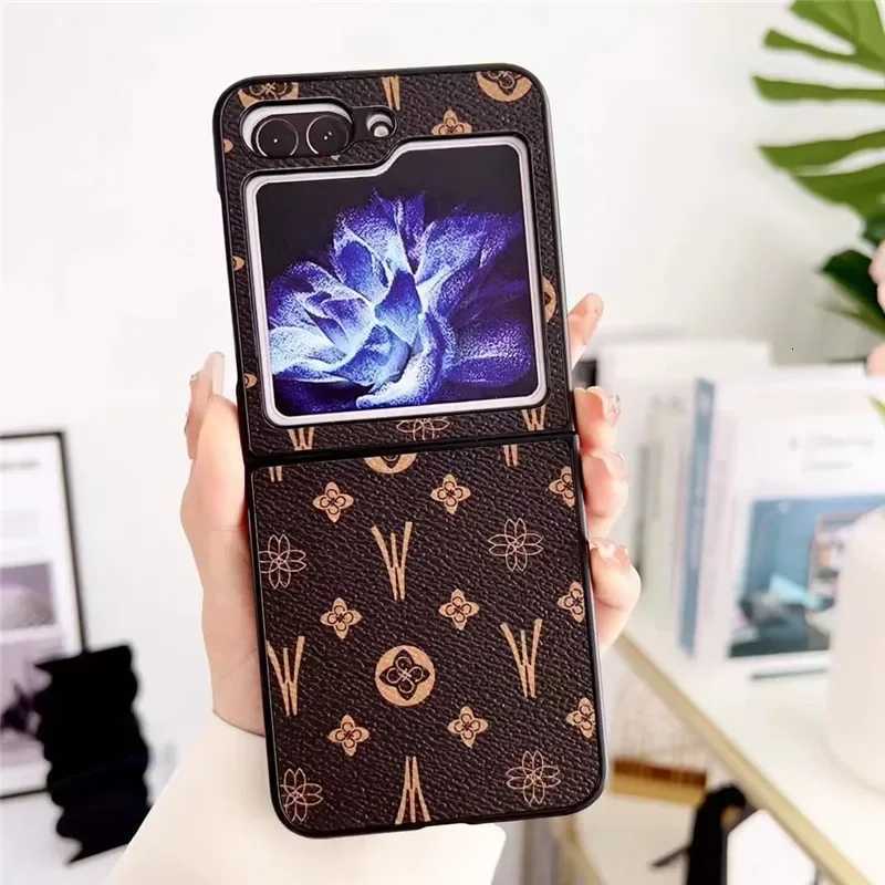 Luxury Simple Stylish Geetric Patterns Leather Hard Phone Case For Galaxy Z Flip 6 5 4 3 2 1 Cases ZFlip6 ZFlip5 C251209