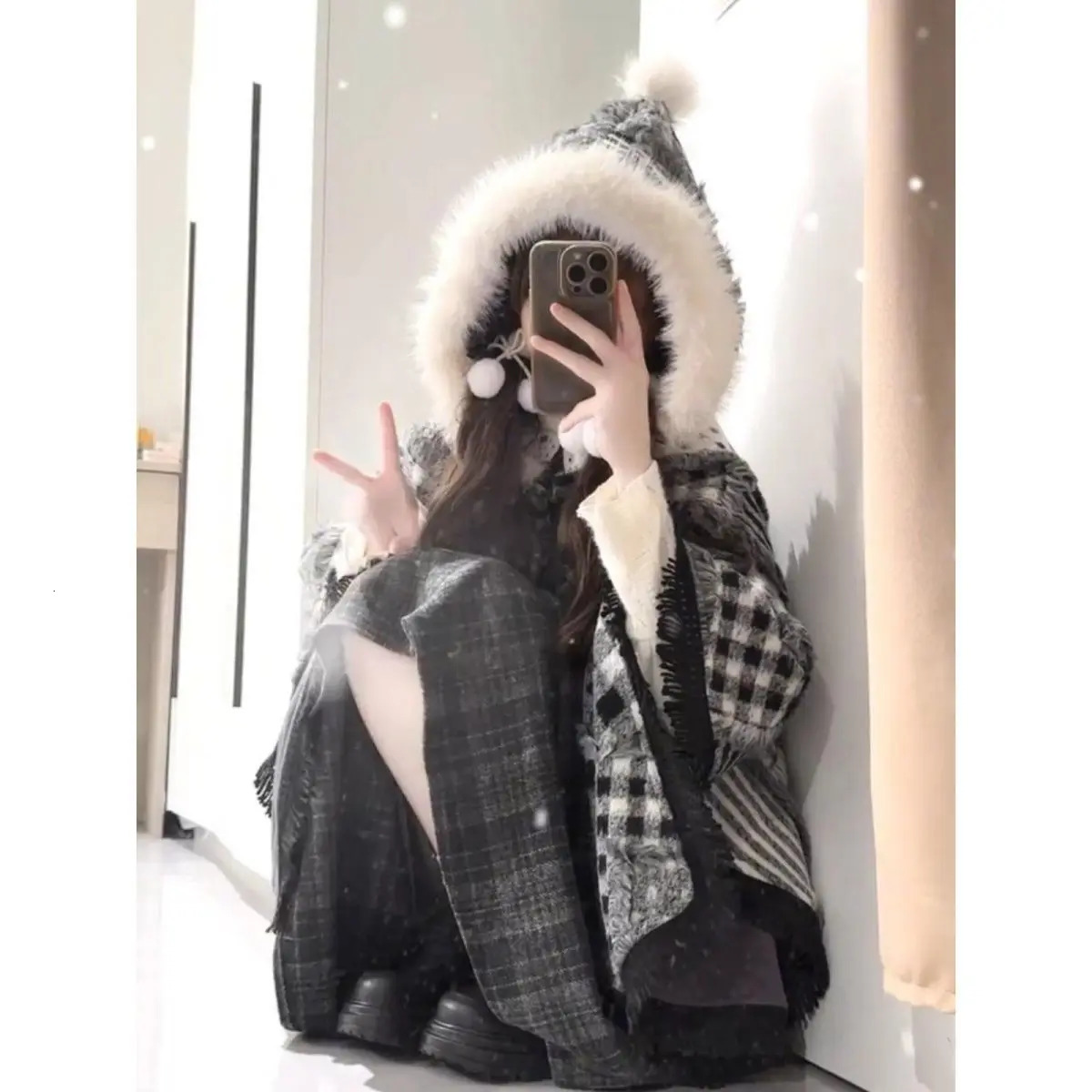 Sweet Plaid Tassel Shawl Vintage Elegant Lolita Style Hooded Cloak Women Japanese Thicken Warm Ponchos Coats 251128 - view 3
