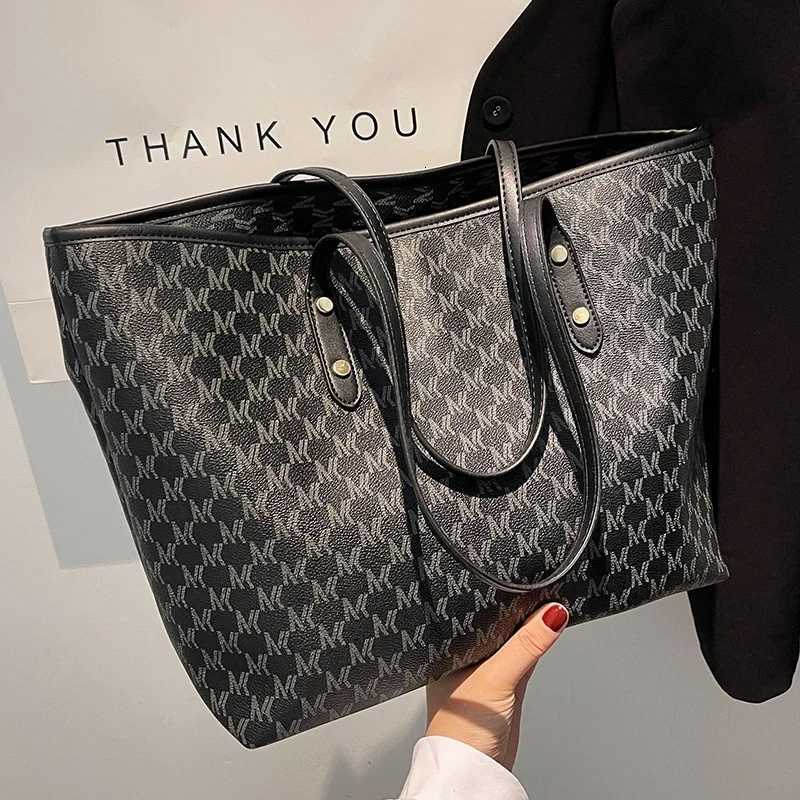 Large Capacity Shoder Tote Wen PU Leather Handbag Cmuter Daily Versatile Bag Spacious Work Casual Carryall Shopper Y251209