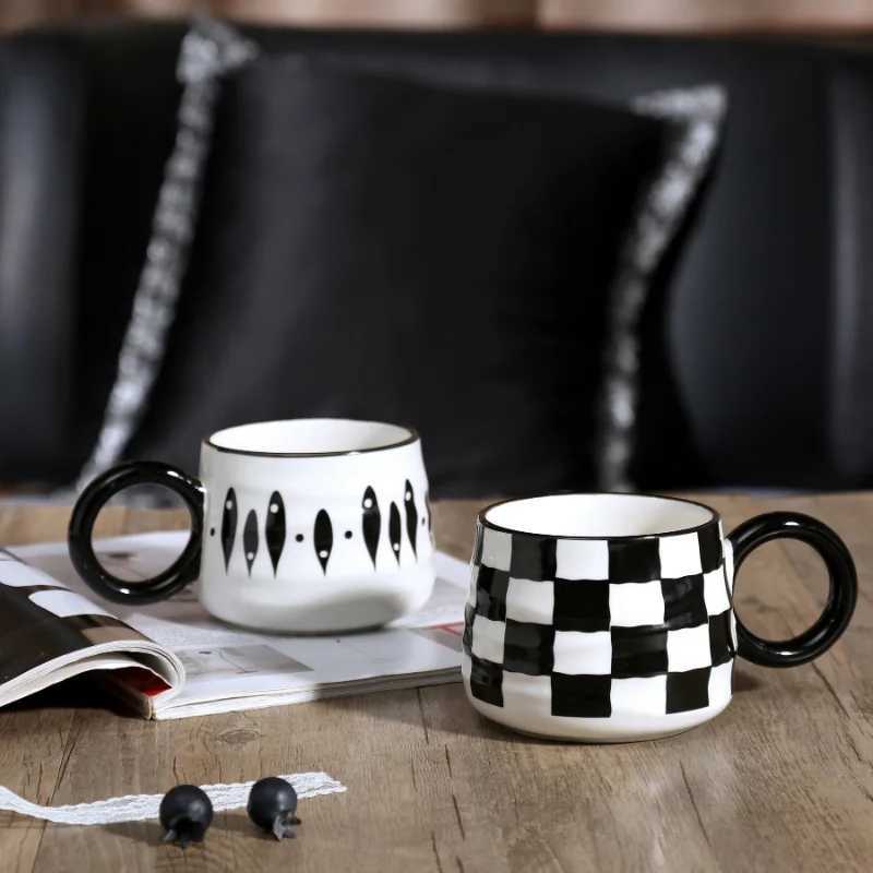 Creative Ceramic Coffee g Black White Couple g He Chessboard Latte Coffee Cup Simple Afternoon Tea Supplies New Gift H251209