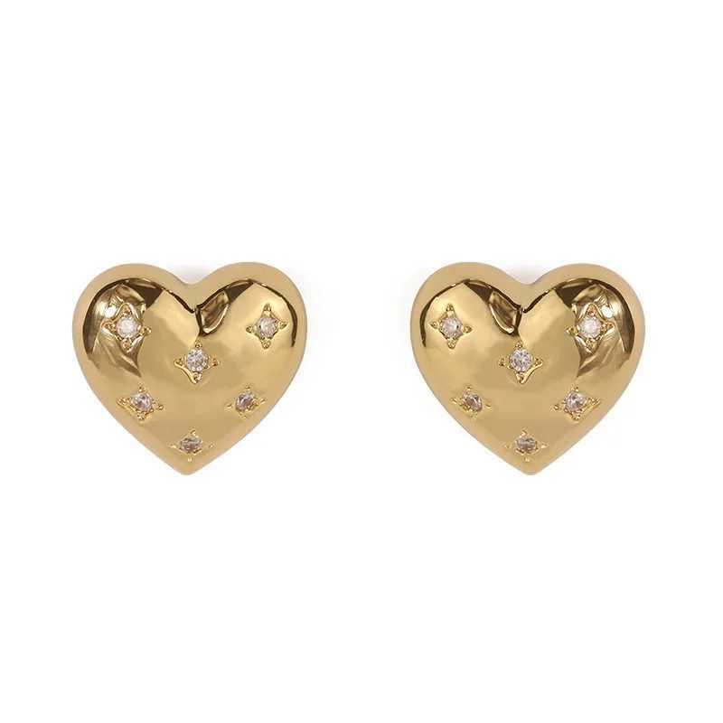 GD Exquisite Anti-Allergy Needle Crystal Earrings in Gold Color Fashionable Romantic Heart-shaped Earrings for Women for Party J251208