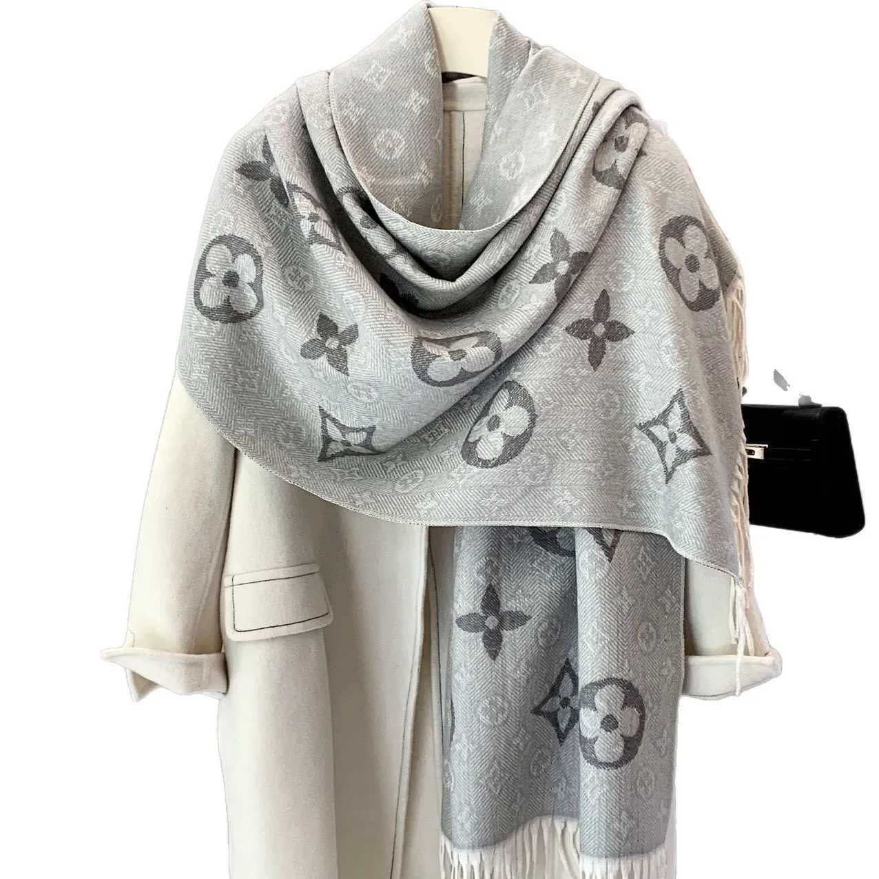 Luxury Autumn and winter new imitation cashmere scarf versatile warm double-sided shawl high-end scarf Y251208