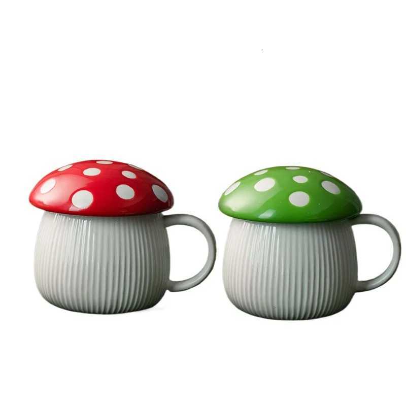350ML Ceramic shro Coffee g with Lid Creative Red shro Breakfast g Exquisite Afternoon Tea Latte Cup Birthday Gift H251209