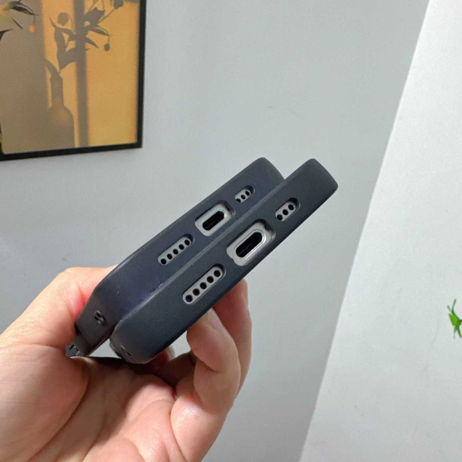 Custi name Metal letter Shiny snakeskin leather hard Case for iPhone16 15 14 Phone Cover 13 12 11 Pro Shockproof Back Funda C251209