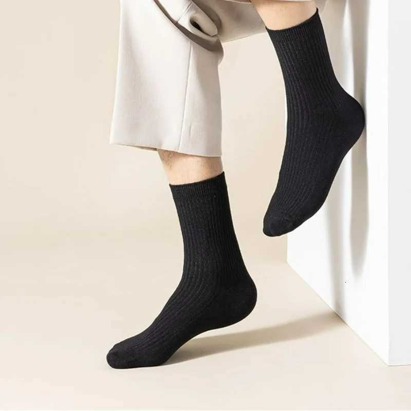 Plus Size 3 Pairs/Lot Mens Striped Cotton Business Breathable All Season Solid Color Warm Knit Middle Tube High Quality SocksT251209