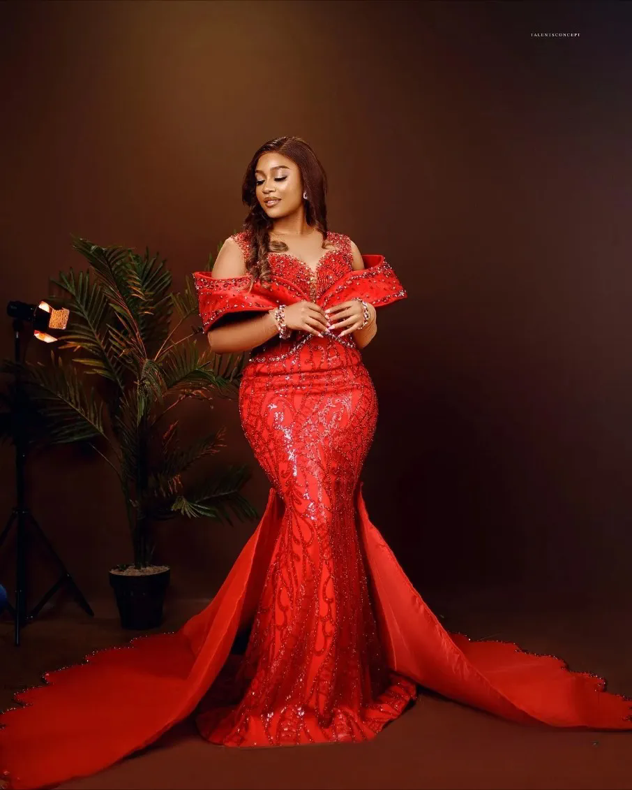 Plus Size Prom Dress With Detachable Train Red Mermaid Promdress Evening Formal Dresses For Women Sheer Neck Beaded Lace Second Reception Gowns Vestid