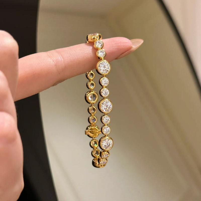 Korean Style New Super Shiny Zircon Round Casual Fashion Niche Bracelet Light Luxury High-end Elegant Women's Jewelry - view 7
