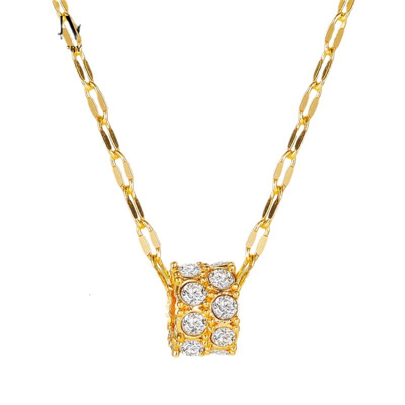 luxury Hot free shipping Selling Dia-Studded Small Waist Necklace For Women French Light Niche Design Rotating Round designer Pendant Collarbone Chain