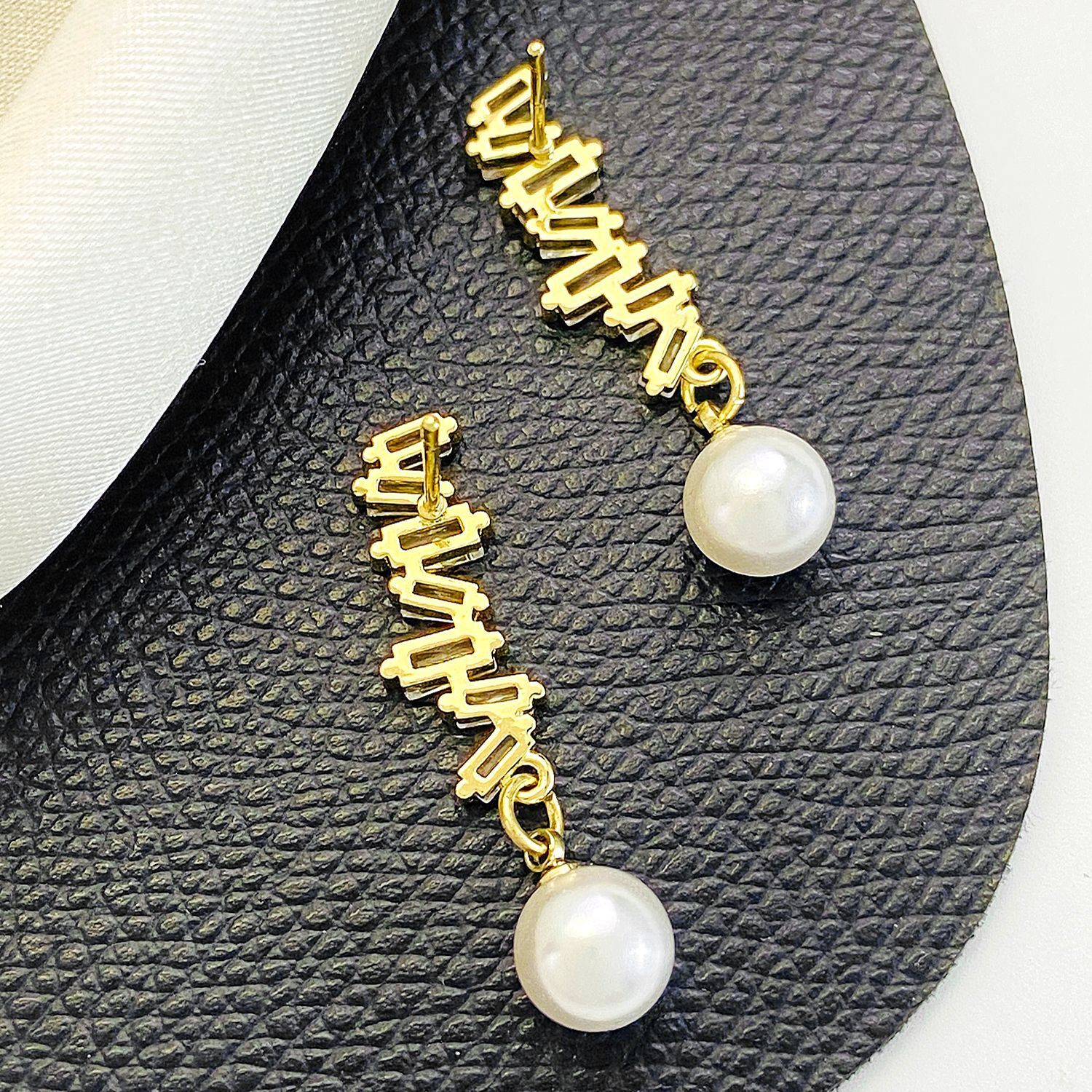 Ins Style Copper Inlaid Zircon Pearl For Women French Light Creative Design designer Elegant Earrings luxury free shipping Internet Celebrity Ear Jewe