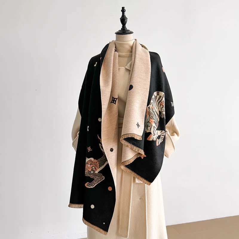 Luxury Womens Faux Cashmere Winter Scarf - War Horse Pattern Thick Warm Blanket Scarf Fashionable Luxurious Easy-Match with Coat Y251208