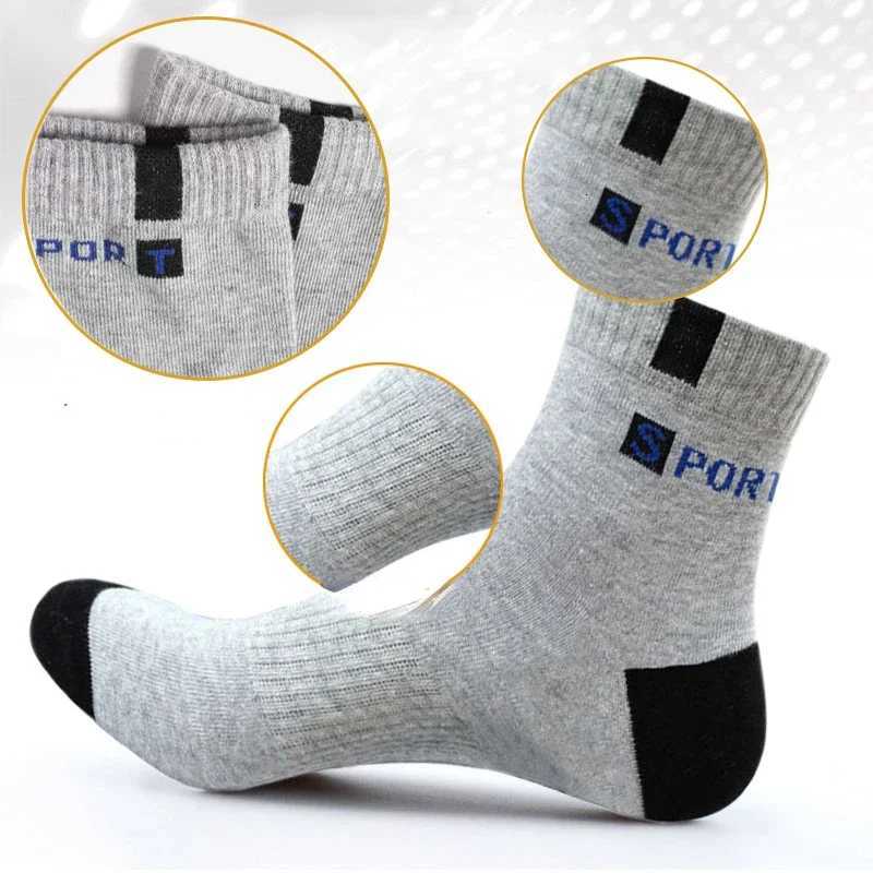 Cotton Sock for Men Sport Breathable Soft Letter Fashion Sneakers High Elastic Middle Tube Stocking Towel Sox Summer RunningT251209