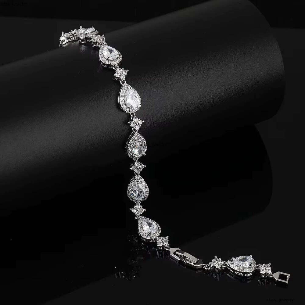 Light Luxury Vintag… - image