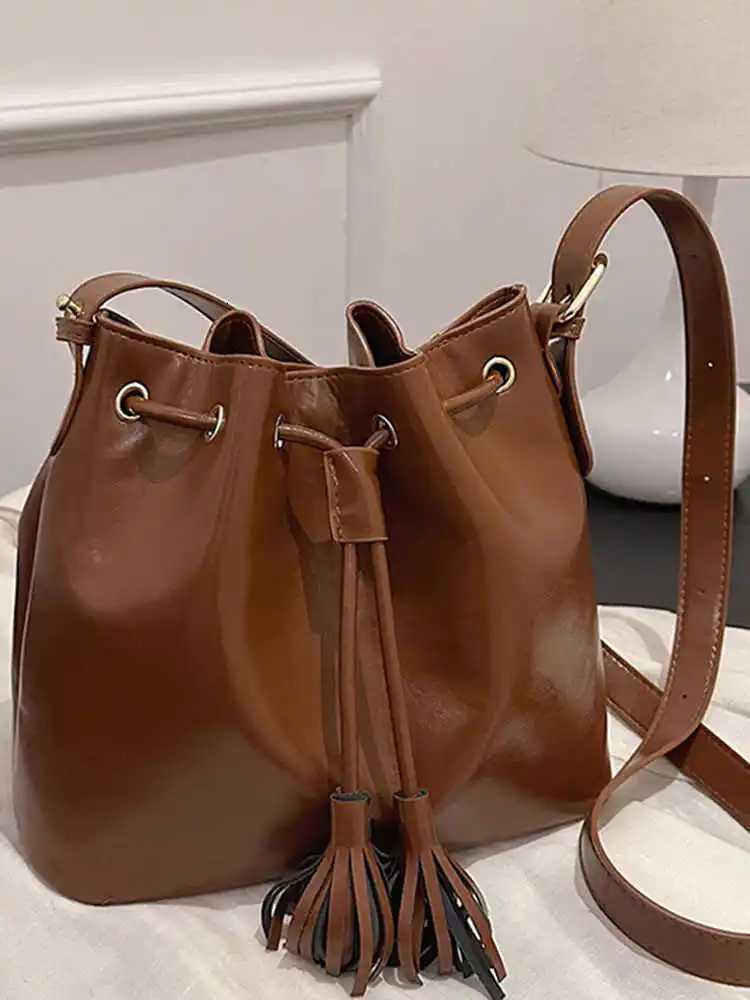 Wens Bucket Bag High-end Drstring Single Shoder Bags 2025 Ladies Autumn Winter New Trend PU Leather Crossbody Pack Y251209