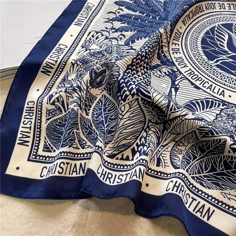 Luxury 1 Pack Ladies Korean Style Small Square Silk Scarf Retro Fashion Versatile Printed Professional Neck Scarf Y251208