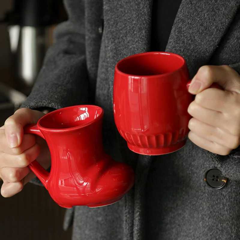 Creative Red Shoes Shaped g with Handle Household Solid Color Ceramic Water Cups Off Coffee Cups Christmas Gift for Friends H251209