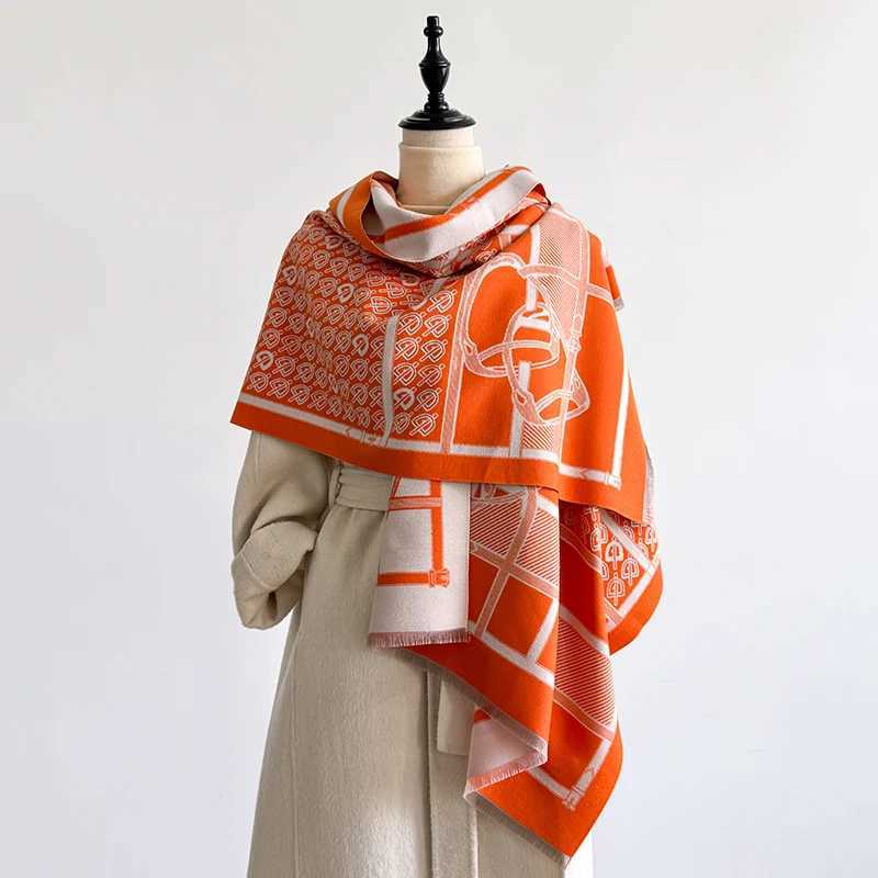 Luxury Elegant Leopard Print Scarf Imitation Cashmere Soft Warm Versatile Shawl Coldproof Windproof Blanket Scarf for Autumn Winter Y251208