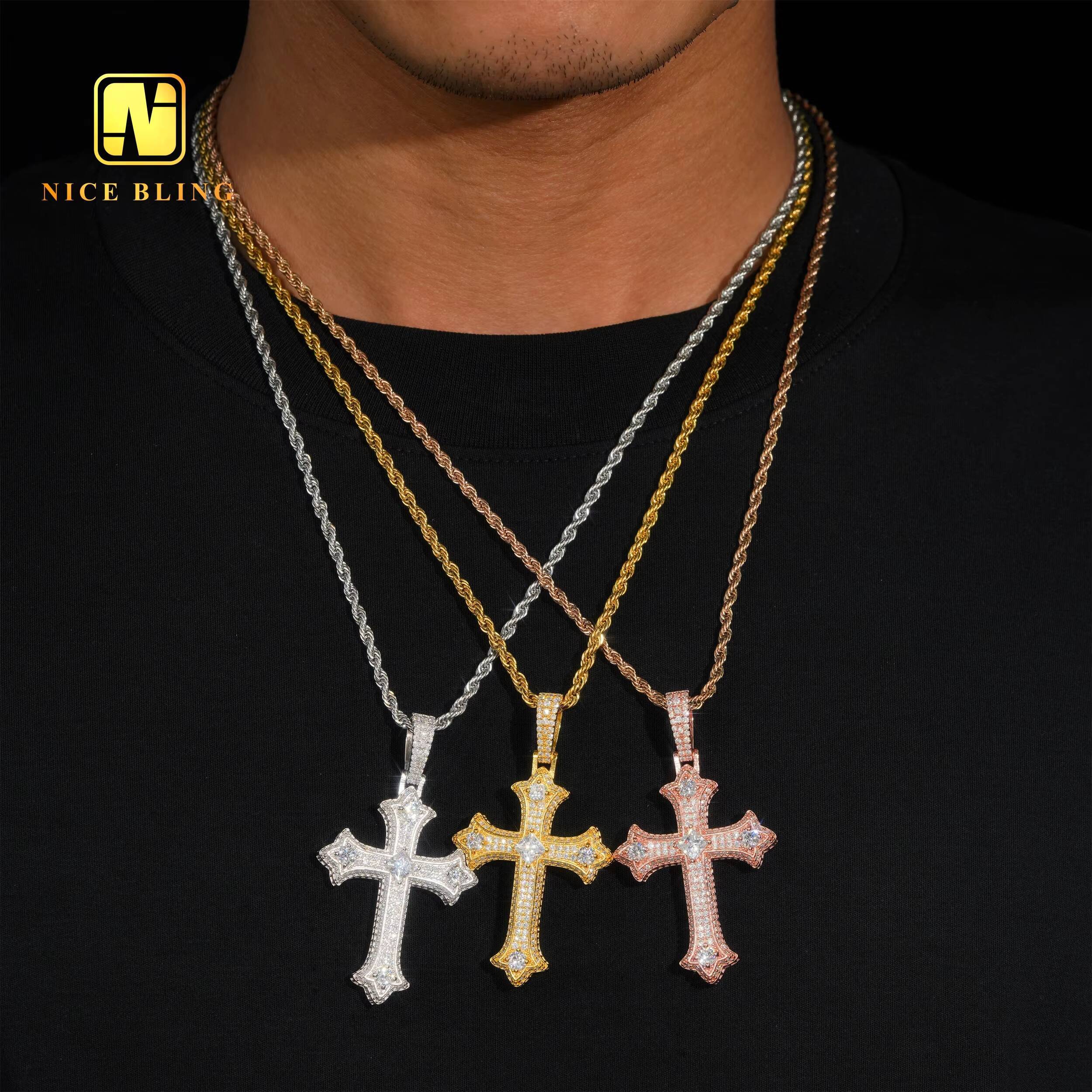 Hip Hop Fashion Jewelry 925 Vvs Moissanite Cross Pendant Men Women Charms Iced Out Shining Moissanite Diamond Cross Pendant