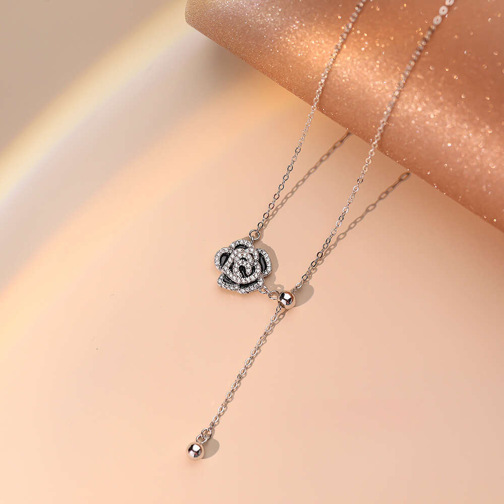 S925 Sterling Silver Camellia Elegant Collarbone Chain for Women French Retro Niche Design Light Luxury Tassel Necklace Wholesale