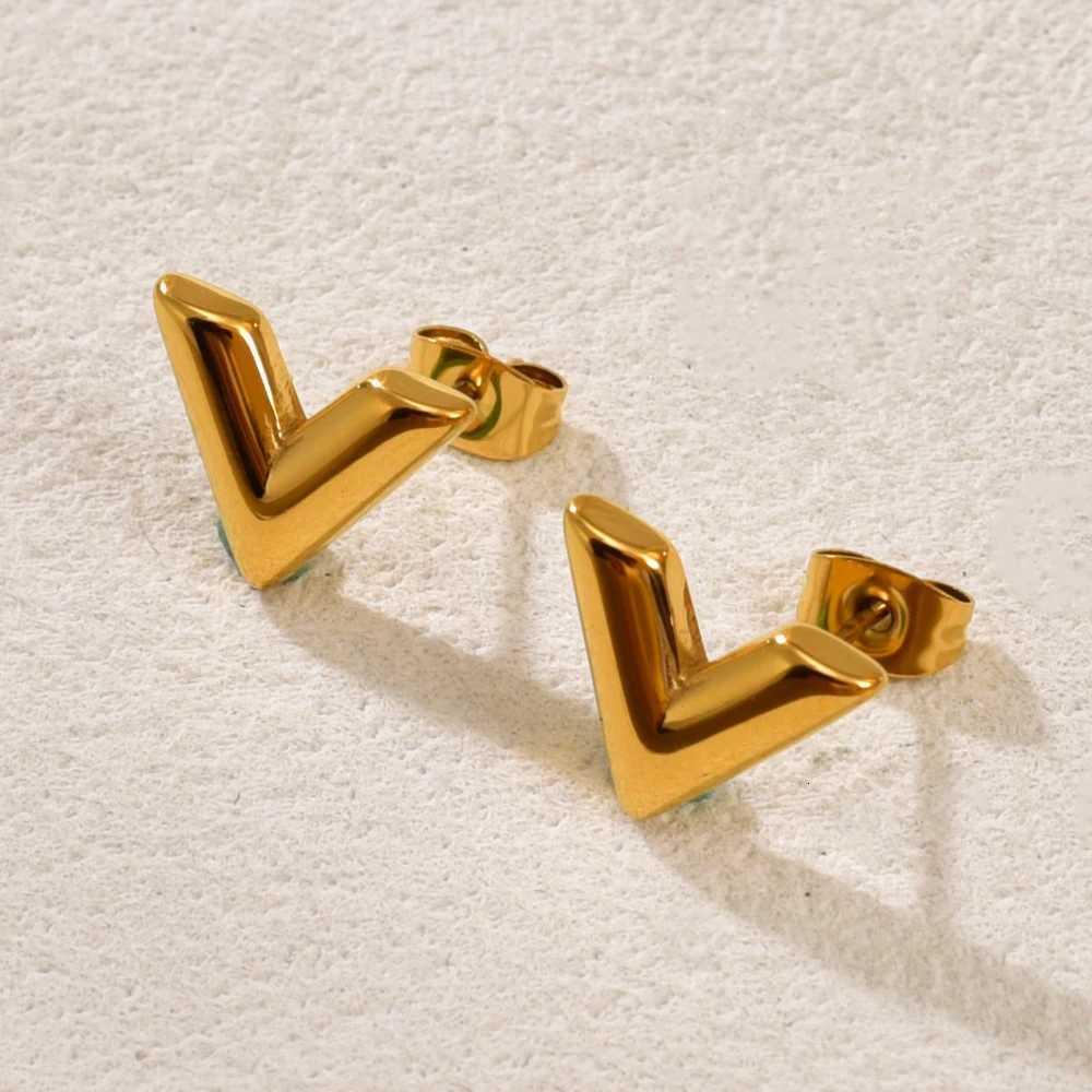 E147 Golden V-shaped small stud for womens fashion Korean style simple letter personality stainless steel earrings K251209 H260129