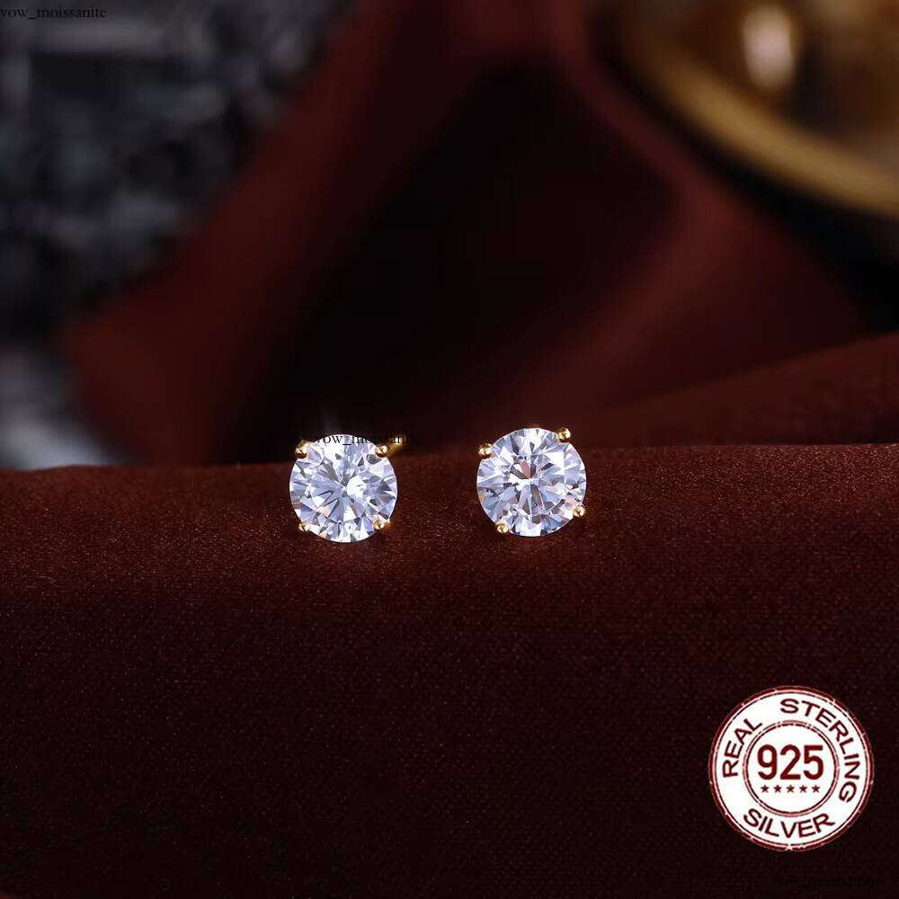 Chic VVS Moissanite Hypoallergenic 925 Sterling Silver Second Piercing Mini Ear Bone Small Stud Earrings Women's Gift Accessories