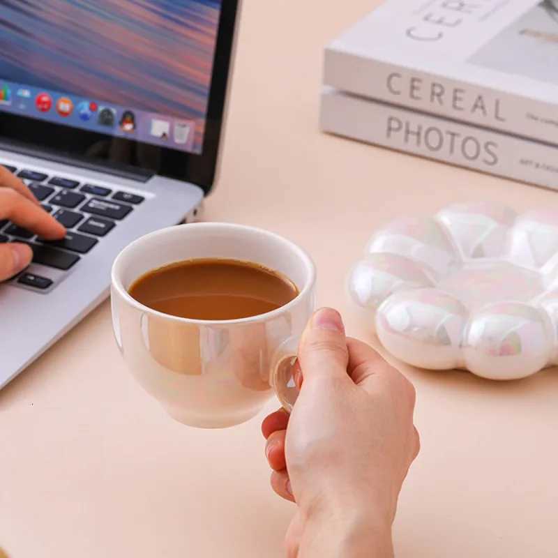200ml Ceramic Suower g Set Creative Cloud Coffee Cups Saucer Exquisite Afternoon Tea Cup Cute Off Drinkware He Decorat H251209