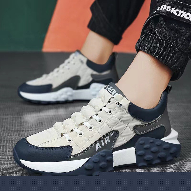 Designer shoes 2025 Hot Spring and Autumn New Mens Thick soled Running Shoes Fashion Trend Versatile Breathable Sports Shoes black white brown