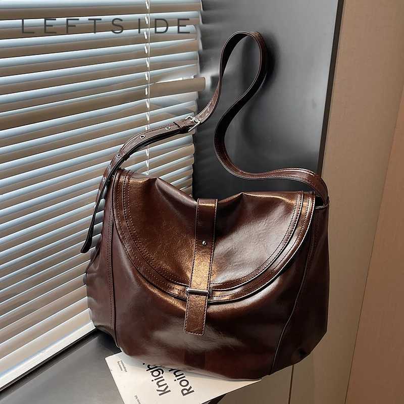 LEFTSIDE 2025 Winter Large Capacity PU Leather Handbags and Purses Wens Hobo Bag Trend Brand Solid Color Shoder Bags Y251209