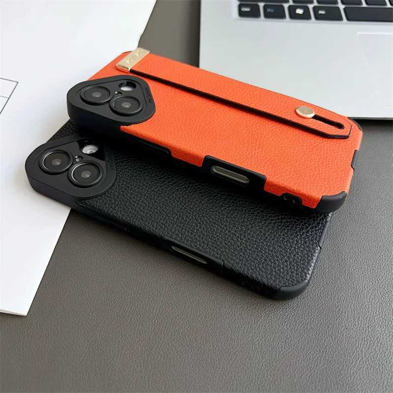Luxury Lichee Pattern TPU Leather Hand Wrist Strap Bracket Case For iPhone 16 15 14 13 12 11 Pro XS Max X XR 7 8 Plus SE 2 Cover C251209