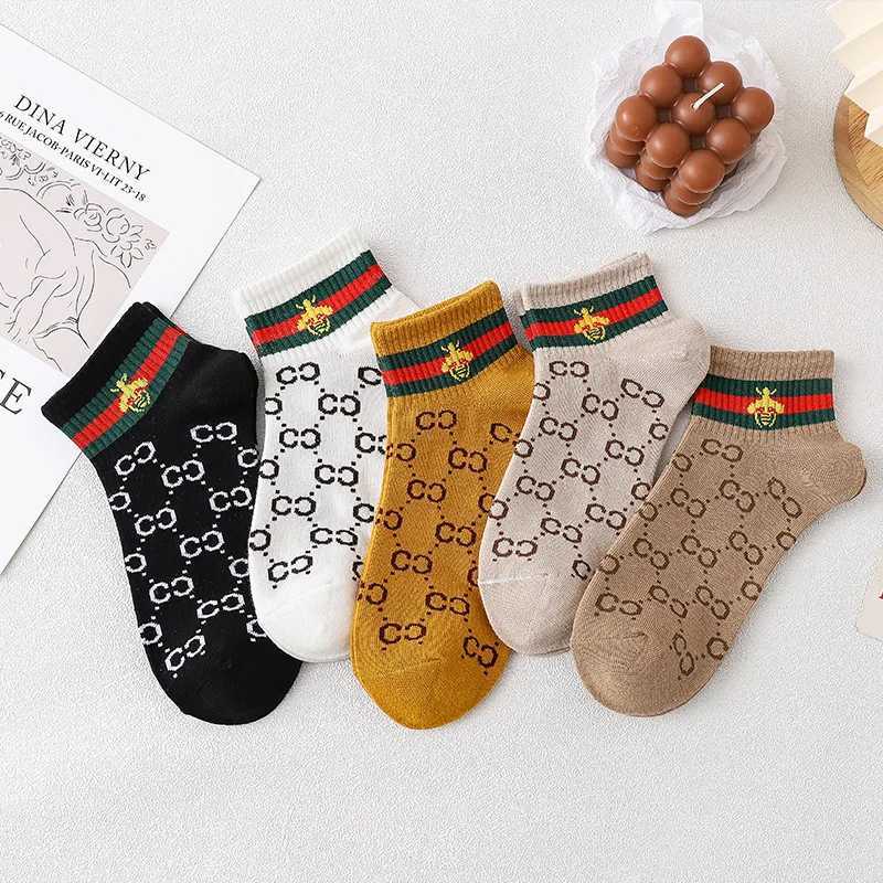 5 Pairs Spring and Fall New Womens Socks Casual Word Mother-daughter Boat Socks Preppy Womens SocksT251209
