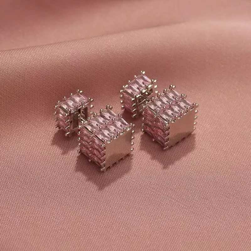 High-quality High-End Zircon Vintage Fashion Jewelry Women Cubic Square Earrings womens Light Luxury Style Earrings Girl Gifts J251208