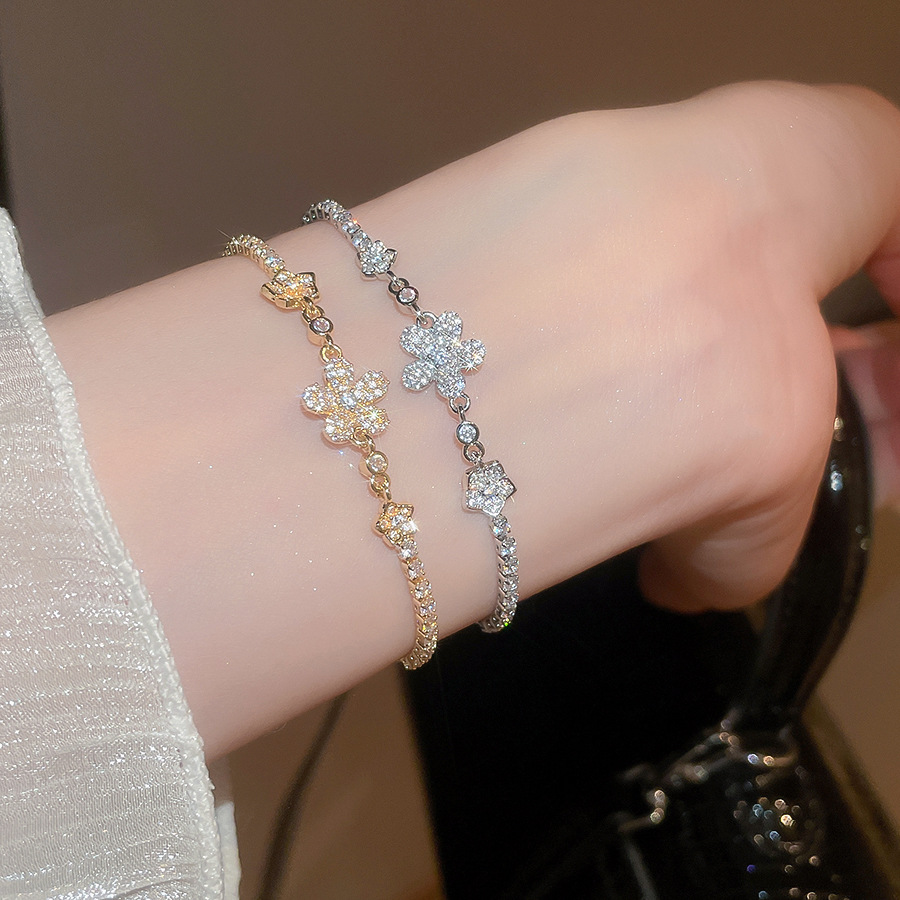 Super Sparkling Zircon Flower Pull French Court Style Versatile Bracelet Exquisite Light Luxury High-end Feel Women's Jewelry - view 7