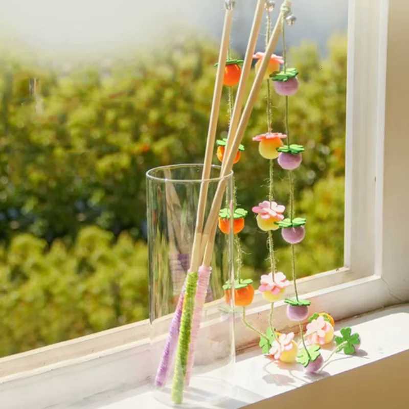 New fruitful tomato bell wooden handle cat teaser felt persimmon self-happy boredom cat teaser pet toy M251209