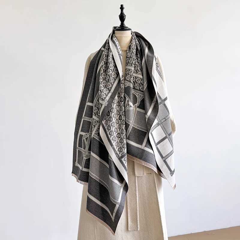 Luxury Elegant Leopard Print Scarf Imitation Cashmere Soft Warm Versatile Shawl Coldproof Windproof Blanket Scarf for Autumn Winter Y251208