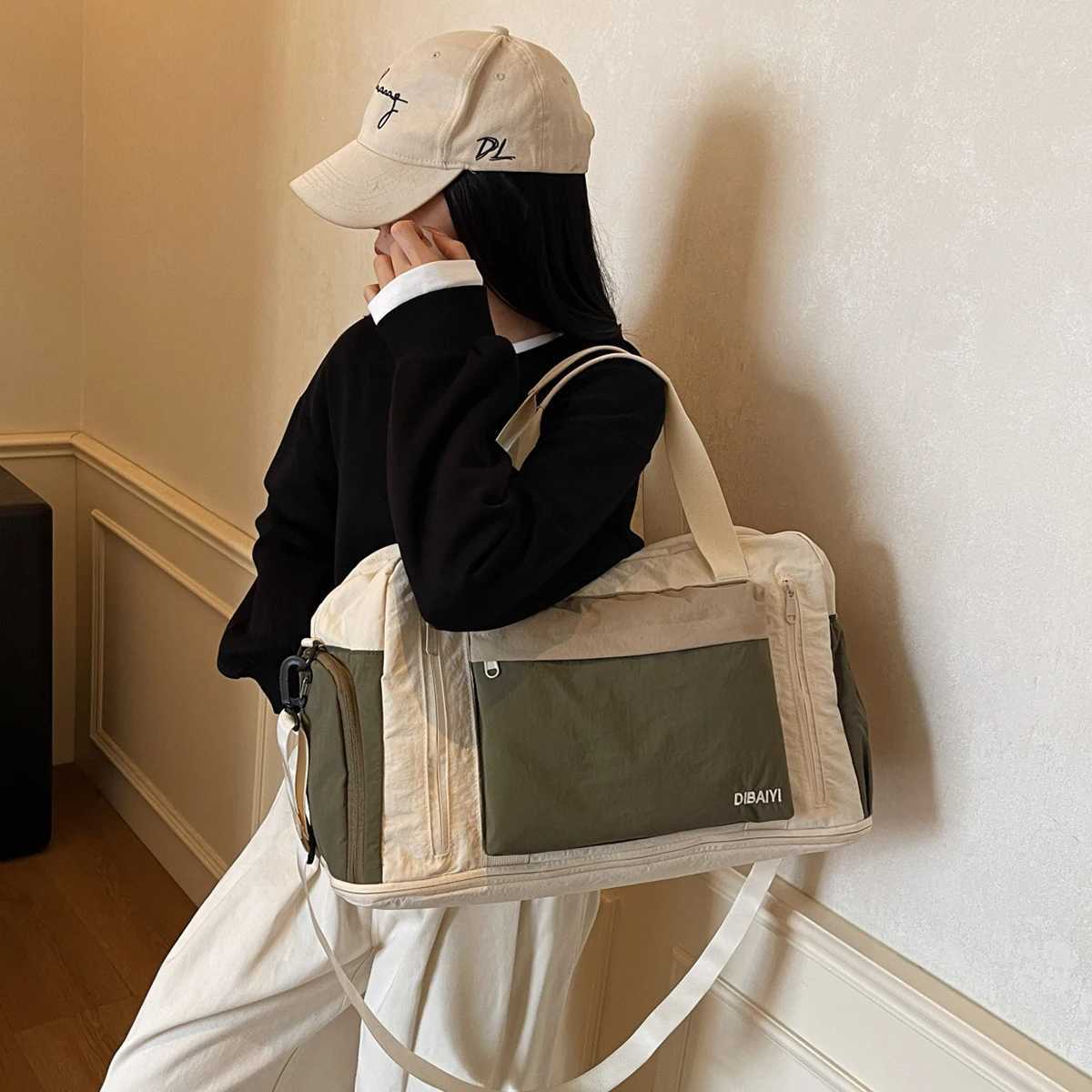 Travel Bag with Large Capacity for Business Trips Short-Distance Travel Portable Mens Lage Bag Wens Mtifunctial Fitness Bag with Shoe Cpartment Fiable