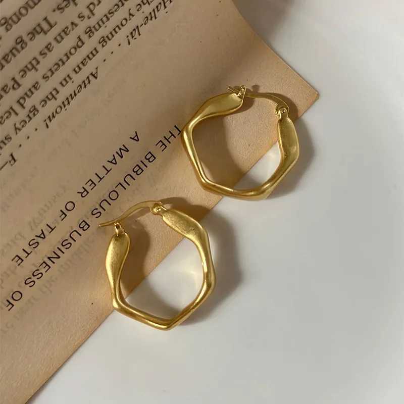 Simple Golden Metal Style Matte Hexagon Earrings For Women Fashionable Personalized Daily Accessory Party Jewelry Birthday Gifts K251209 H260129